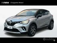 Usata Renault Captur Intens 101 CV (74 kW) 2023 Grigio SUV