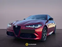 Usata Alfa Romeo Giulia Quadrifoglio 519 CV (381 kW) 2024 Rosso pastello Berlina