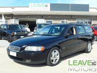 Usata Volvo V70 Momentum 163 CV (119 kW) 2005 Nero Station wagon