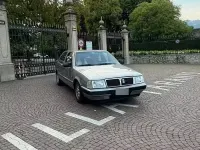 Käytetty Lancia Thema 120 HP (88 kW) 1987 Harmaa Sedan
