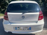 Usata BMW 118 143 CV (105 kW) 2010 Bianco Utilitaria