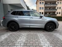 Usata VW Tiguan Allspace R-line 200 CV (147 kW) 2022 Grigio SUV