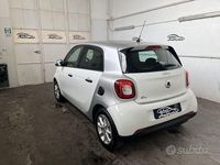 Usata Smart ForFour 71 CV (52 kW) 2017 Bianco Utilitaria