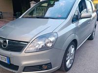 usata Opel Zafira 1.9 cdti Cosmo 120cv