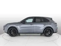 Nuova Porsche Cayenne Black Edition 2026 Grigio vanadio metallizzato SUV
