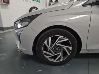 Usata Hyundai i20 84 CV (61 kW) 2024 Argento Utilitaria