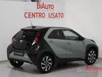 Usata Toyota Aygo X Trend 72 CV (52 kW) 2024 Grigio SUV