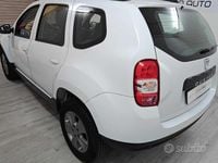 Usata Dacia Duster Ambiance 110 CV (80 kW) 2016 Bianco SUV