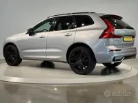 Usata Volvo XC60 R-Design 197 CV (144 kW) 2022 Grigio SUV