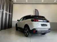 Usata Peugeot 3008 Allure 131 CV (96 kW) 2019 Bianco SUV
