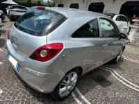 Usata Opel Corsa Enjoy 60 CV (44 kW) 2007 Utilitaria