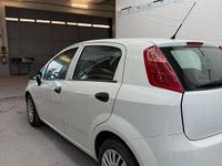 Usata Fiat Grande Punto 75 CV (55 kW) 2011 Utilitaria