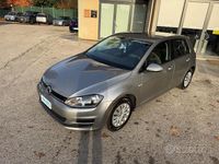 Usata VW Golf Trendline 110 CV (80 kW) 2016 Grigio Berlina