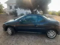 Usata Peugeot 206 CC 109 CV (80 kW) 2003 Cabrio