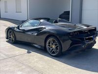 Usata Ferrari F8 721 CV (530 kW) 2023 Cabrio