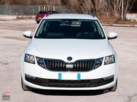 Usata Skoda Octavia G-TEC Ambition 131 CV (96 kW) 2020 Bianco Station wagon