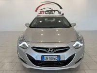 Usata Hyundai i40 Style 136 CV (100 kW) 2012 Argento Station wagon