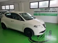 Usata Lancia Ypsilon Gold 95 CV (69 kW) 2012 Bianco Utilitaria