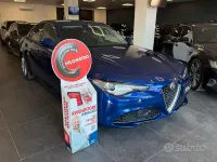 Usata Alfa Romeo Giulia Sprint 160 CV (117 kW) 2021 Bluazzurro Berlina