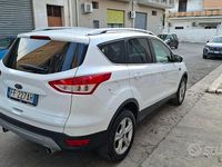 Usata Ford Kuga Titanium 120 CV (88 kW) 2016 Bianco SUV