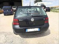 Usata VW Golf IV Highline 105 CV (77 kW) 2001 Berlina