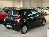 Usata Renault Twingo Dynamique 76 CV (55 kW) 2014 Nero Utilitaria