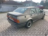 Usata Alfa Romeo 75 150 CV (110 kW) 1988 Grigio Berlina
