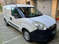 Usata Opel Combo 120 CV (88 kW) 2015 Monovolume