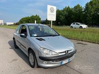 Usata Peugeot 206 60 CV (44 kW) 2003 Grigio Berlina