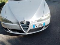 Usata Alfa Romeo 147 116 CV (85 kW) 2005 Grigio Utilitaria