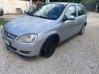 Usata Opel Corsa Enjoy 60 CV (44 kW) 2005 Grigio Berlina