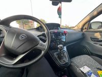 Usata Lancia Ypsilon 69 CV (50 kW) 2018 Grigio Utilitaria