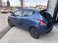 Usata Lancia Ypsilon Gold 70 CV (51 kW) 2022 Blu Utilitaria