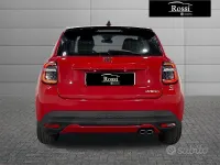 Usata Fiat 600 Pop 136 CV (100 kW) 2025 Rosso SUV