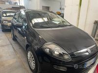 Usata Fiat Grande Punto 75 CV (55 kW) 2011 Nero Utilitaria