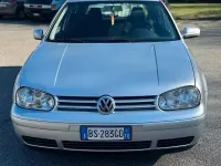 Usata VW Golf IV GTI 150 CV (110 kW) 2001 Grigio Berlina
