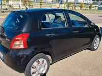 Usata Toyota Yaris 69 CV (50 kW) 2008 Nero Utilitaria