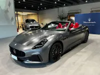 Nuova Maserati GranCabrio 551 CV (405 kW) 2025 Grigio Cabrio