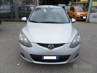 Usata Mazda 2 Style 74 CV (54 kW) 2007 Grigio Utilitaria
