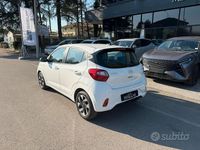 Usata Hyundai i10 67 CV (49 kW) 2023 Bianco Utilitaria