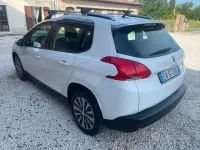 Usata Peugeot 2008 Allure 92 CV (67 kW) 2014 Bianco SUV