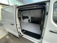 Usata Opel Vivaro Enjoy 102 CV (75 kW) 2024 Rosso Monovolume