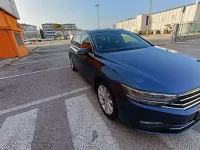 Usata VW Passat Business 150 CV (110 kW) 2020 Blu/azzurro Station wagon