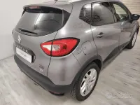 Usata Renault Captur 120 CV (88 kW) 2014 Grigio SUV