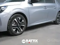 Usata Peugeot 208 Allure 101 CV (74 kW) 2025 Grigio Utilitaria