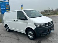 Usata VW Transporter 2018 Bianco Furgone