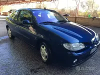 Usata Renault Mégane 90 CV (66 kW) 1998 Bluazzurro