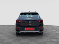 Usata VW T-Roc Life 150 CV (110 kW) 2022 Nero SUV