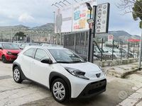 Usata Toyota Aygo X Trend 72 CV (52 kW) 2022 Bianco SUV