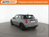 Usata Mini ONE 102 CV (75 kW) 2021 Grigio Utilitaria